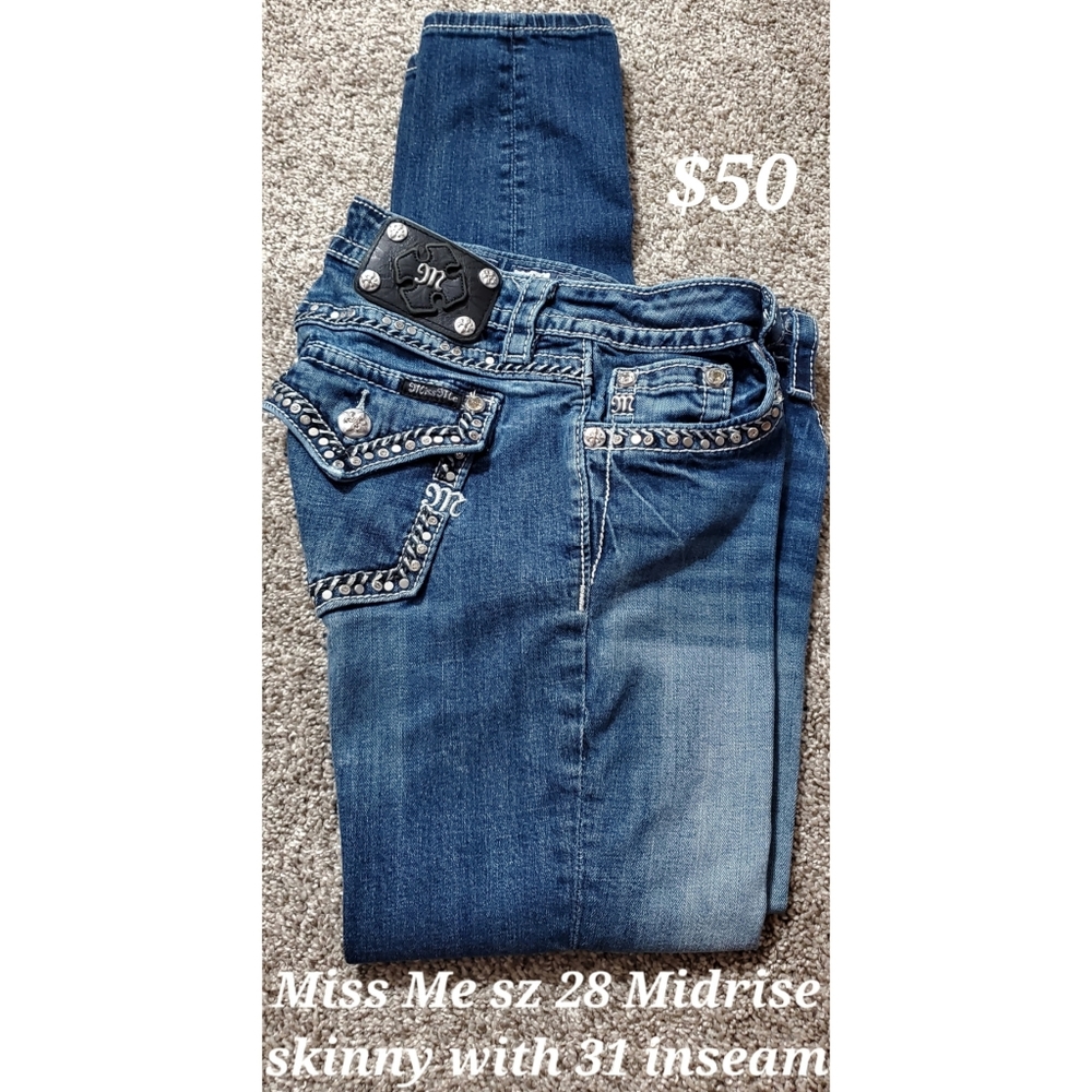 Miss me sz 28 mid rise skinny with 31 inseam